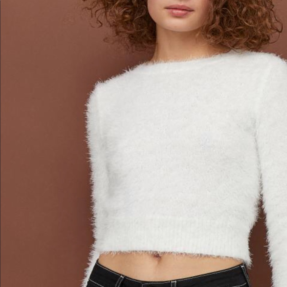 (Unworn) H&M White Fluffy Off-Shoulder Sweatshirt
